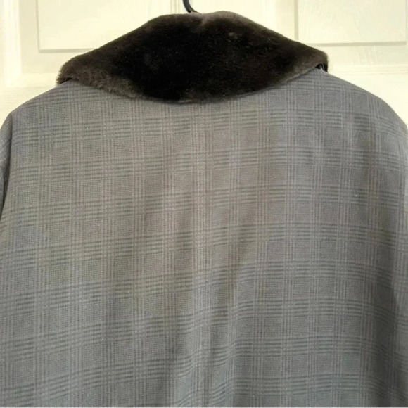 VTG 90s Jones New York Coat Size M Zip Cut Faux Fur Collar Waist Cinch Pockets - Picture 9 of 17